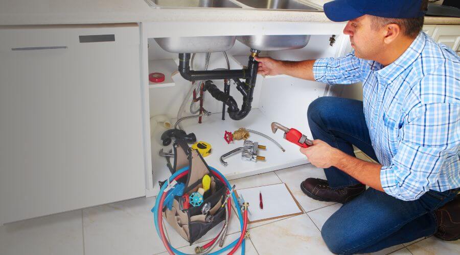 Local expert plumbing services in Cantril, IA